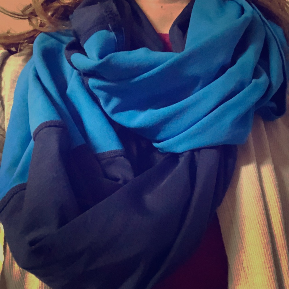 Athletic Infinity Scarf